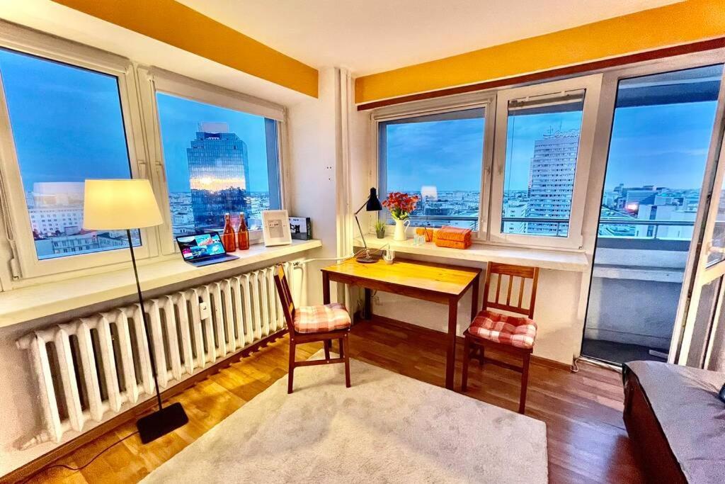 Orange Metro Fast Wifi 1Gbs Big Tv Hbo Appletv Apartment Warsawa Bagian luar foto