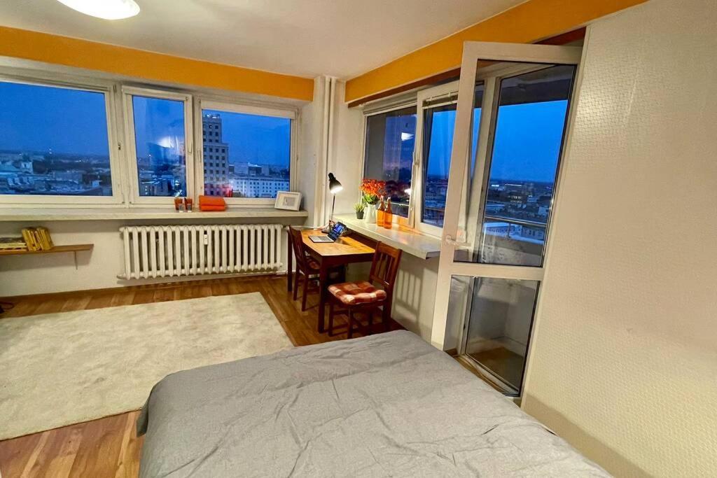 Orange Metro Fast Wifi 1Gbs Big Tv Hbo Appletv Apartment Warsawa Bagian luar foto