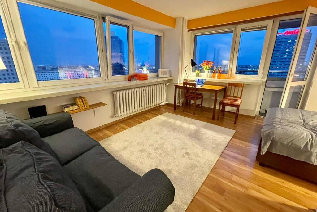 Orange Metro Fast Wifi 1Gbs Big Tv Hbo Appletv Apartment Warsawa Bagian luar foto