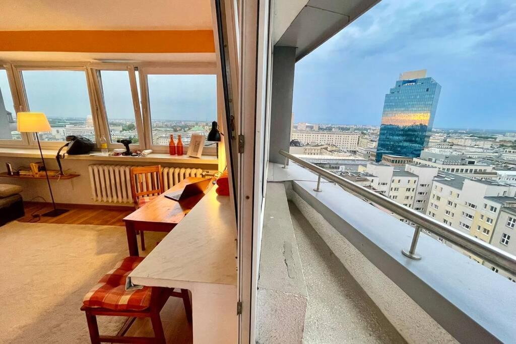 Orange Metro Fast Wifi 1Gbs Big Tv Hbo Appletv Apartment Warsawa Bagian luar foto