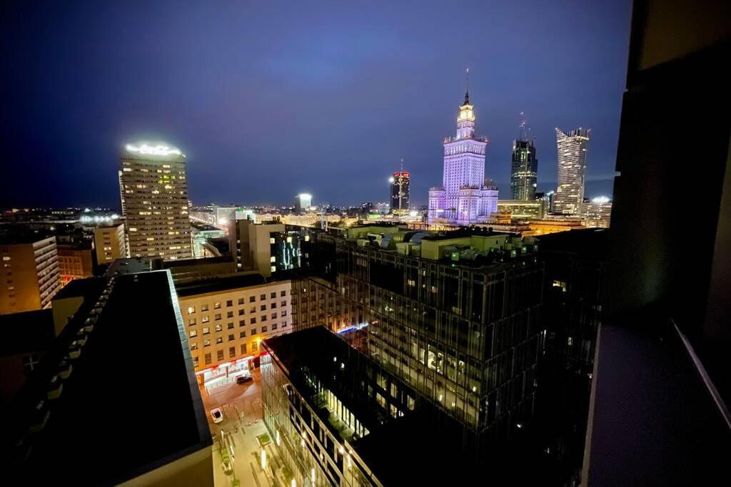 Orange Metro Fast Wifi 1Gbs Big Tv Hbo Appletv Apartment Warsawa Bagian luar foto