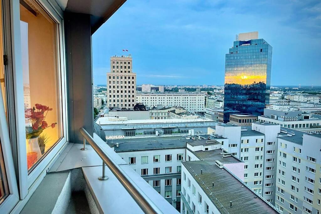 Orange Metro Fast Wifi 1Gbs Big Tv Hbo Appletv Apartment Warsawa Bagian luar foto